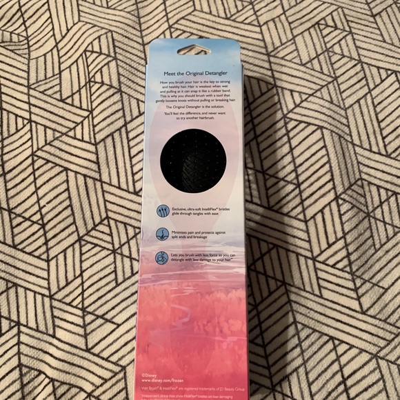 Frozen Elsa Wet Brush, Brand NEW, In-Box, (AB1) - Picture 3 of 5